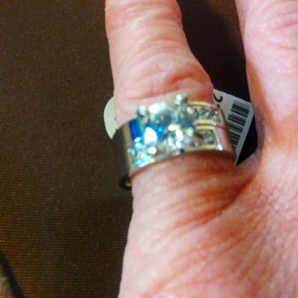 Women's Wedding Engagement CZ Ring Set Size 6 NWOT